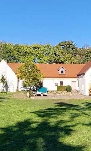 Vordach für Pfadfinderheim