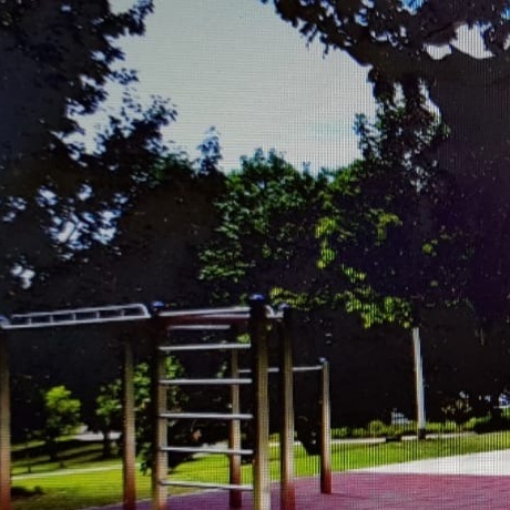 Bewegungs- und Fitnessanlage