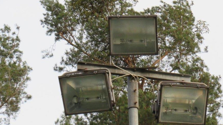 Umrüstung Flutlichter auf umweltfreundliche LED Technik