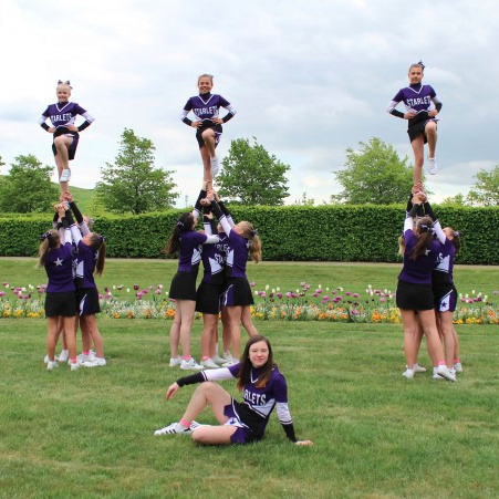Uniformen für die Cheerleader-Meisterschaften