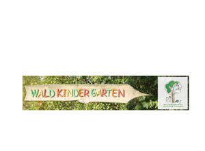 Ein Parkplatz für den Waldkindergarten in Heinriching