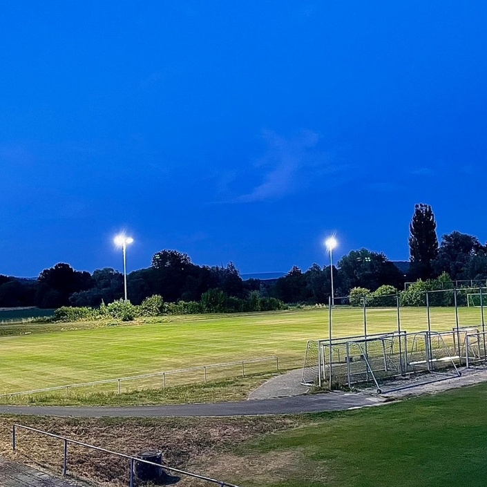 Renovierung Flutlichtanlage 1. FC Falke Röbersdorf