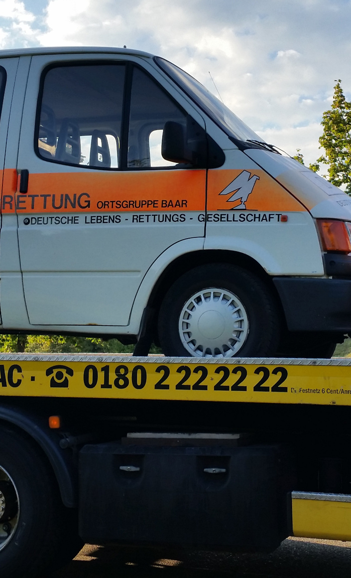Neuer Jugendbus