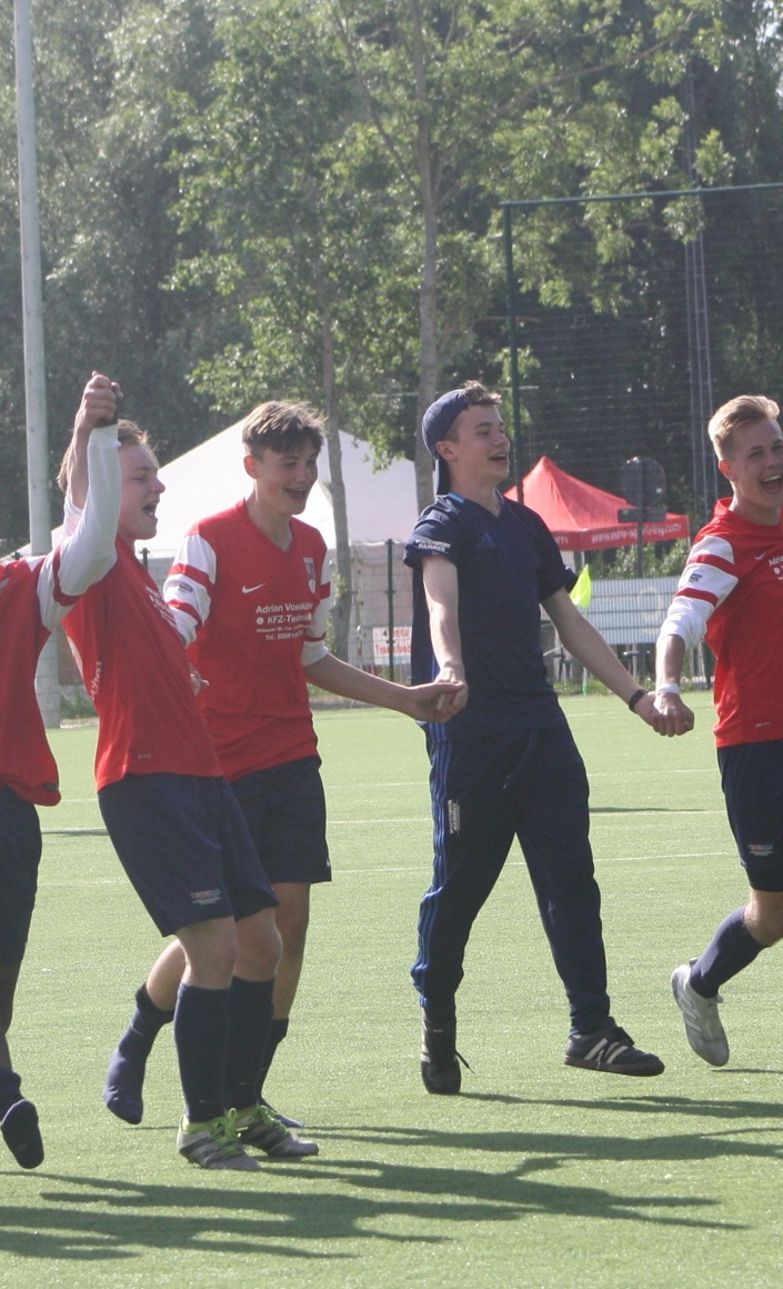 Teamausstattung A-Jugend Altenkirchen-Neitersen