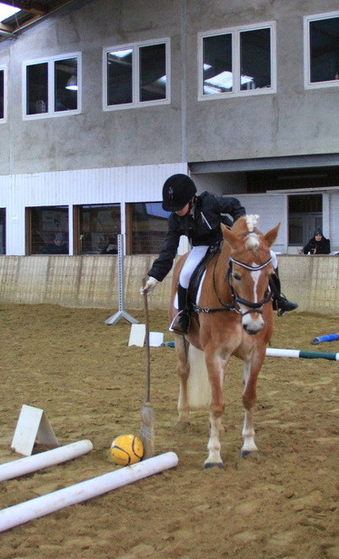 Unsere Jugend springt in`s Glück