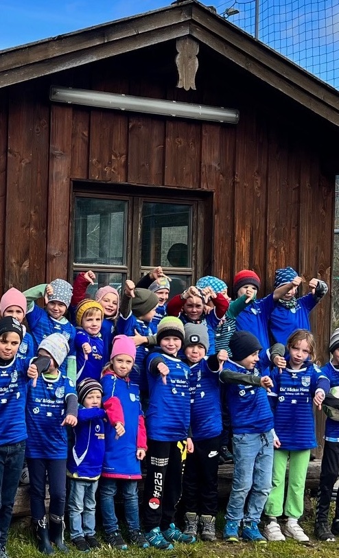 Sanierung Trainingsplatz mit neuer Hütte für die Jugend