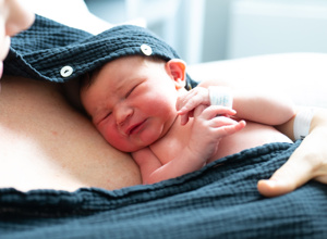 Bonding - Unterstützung von Eltern und Neugeborenen