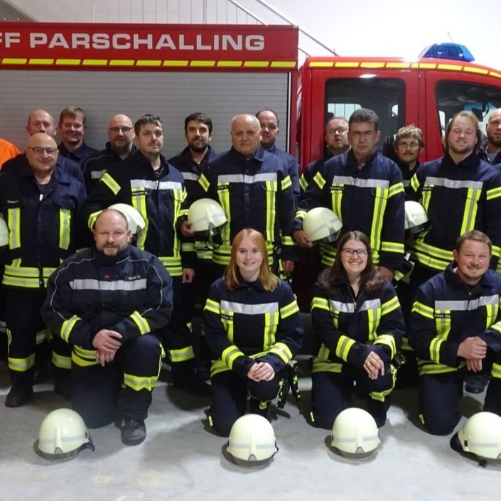 Neuer AED für Parschalling