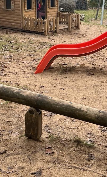 Neue 4-Platz-Wippe für den Kindergarten Burk