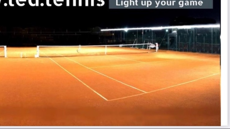LED für 2 Tennisplätze ESV-Blau-Rot Bonn