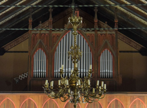 Neues Dach für alte Kirche