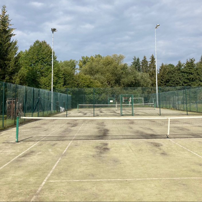 Sanierung Tennisplätze TVB
