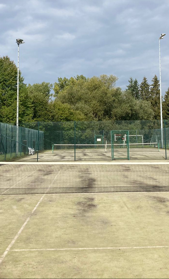 Sanierung Tennisplätze TVB