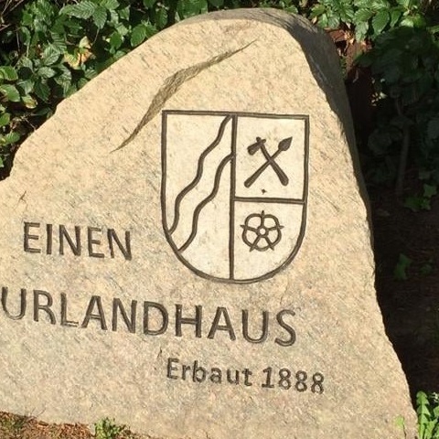 Anschaffung neuer Stühle für das Burlandhaus Einen