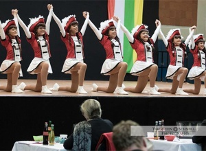 Neue einheitliche Gardekostüme