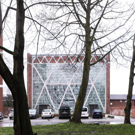 Neue Bestuhlung für die Kulturkirche