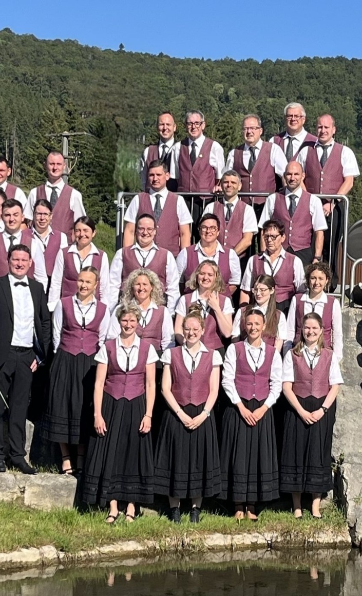 Beschaffung neuer Uniformen für den Musikverein Ringingen e. V.