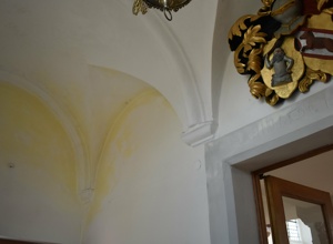 Sanierung des Vorzeichens der Kirche Mariä Himmelf