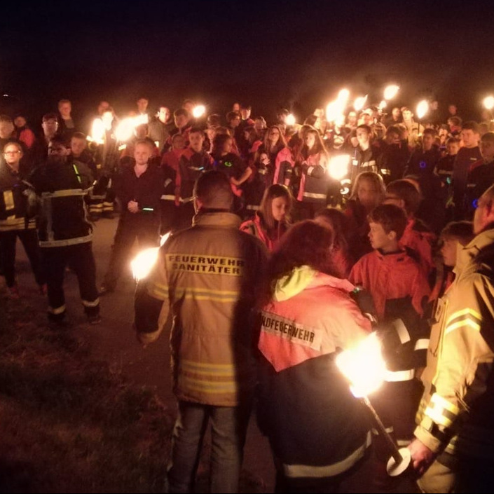 Zelt für die Jugendfeuerwehr Schönenberg-Kübelberg