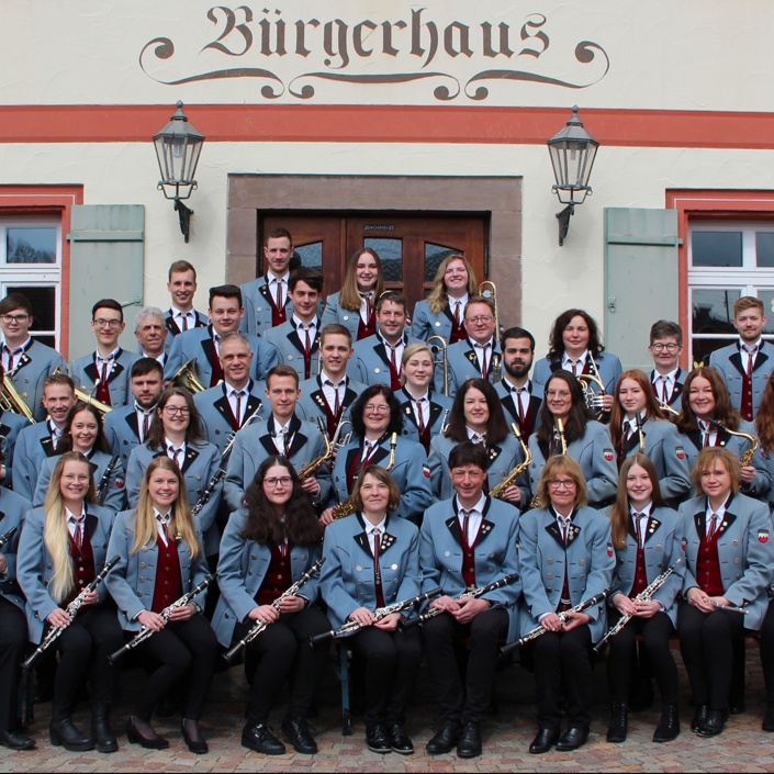 Neues Glockenspiel für die Jugendarbeit