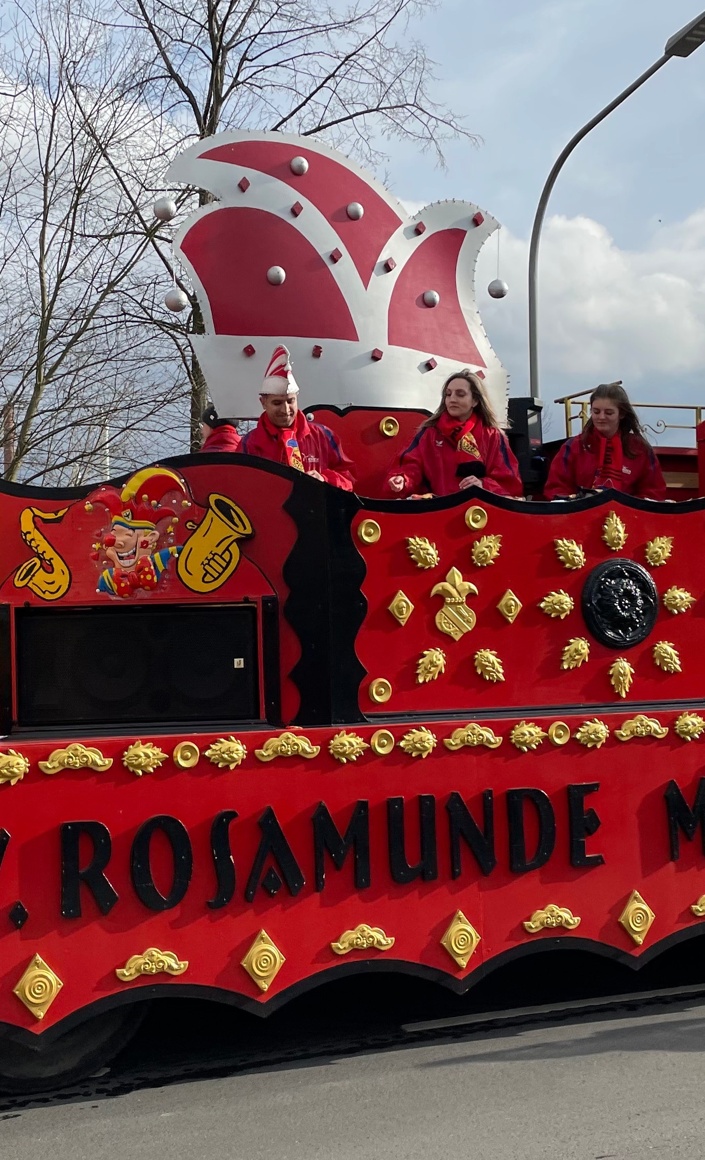 Anschaffung neuer Vereinskleidung