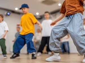 Schulprojektwoche: Runter mit dem Ranzen – jetzt heißt es TANZEN