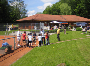 Defibrillator für TC-Altbirnau e.V.