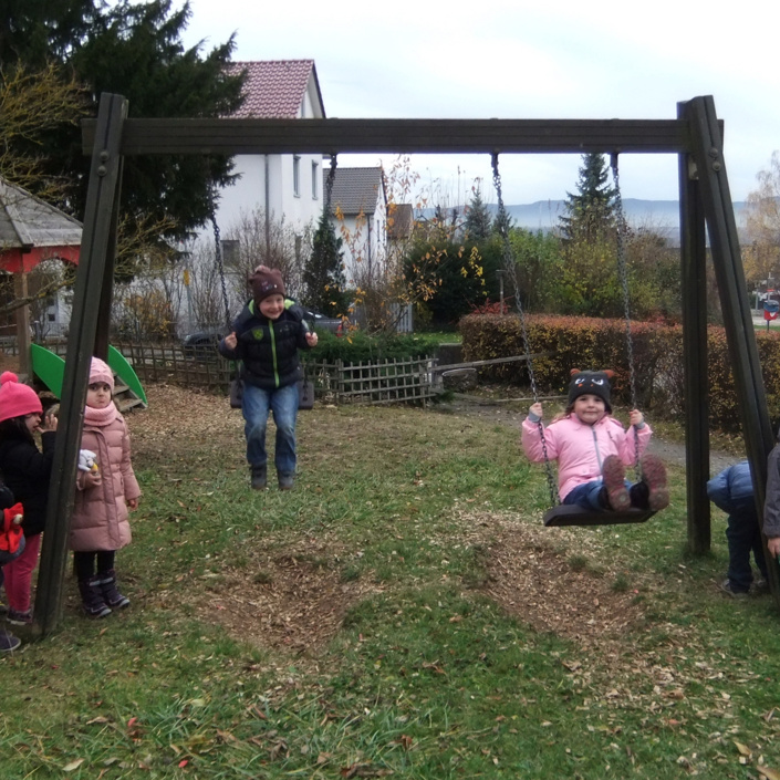 Nestschaukel für's Kinderhaus St. Johann