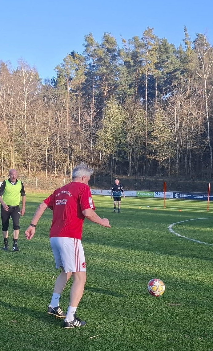 Fußballtore für die Walking-Fußball-Abteilung des TSV Wolfstein 1950