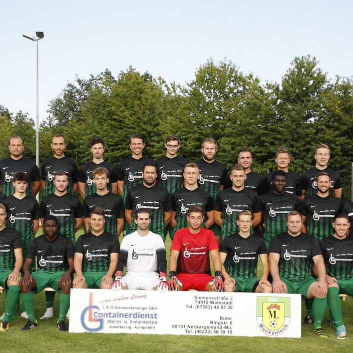 Trainingsmaterial und Outfit für unsere Fußballabt