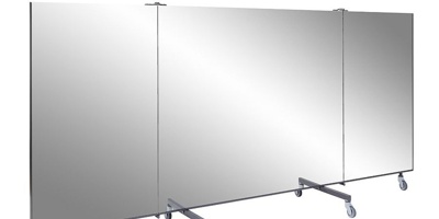 mobile Spiegelwand