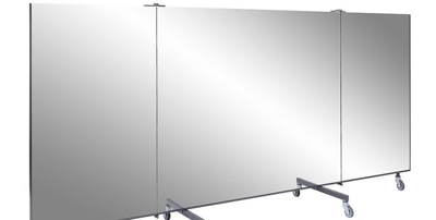 mobile Spiegelwand