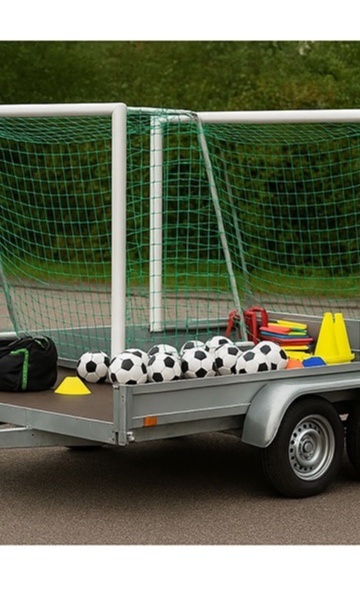 Neuer Transportanhänger für den FV Langenargen