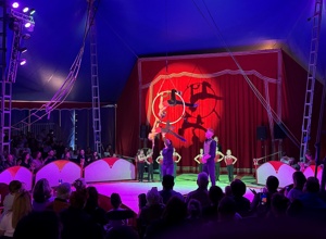 Mitmach-Zirkus an der Grundschule Egglham