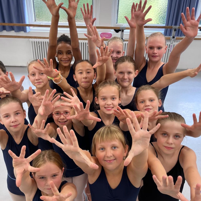 Alice auf die Bühne! Das Weihnachtsballett