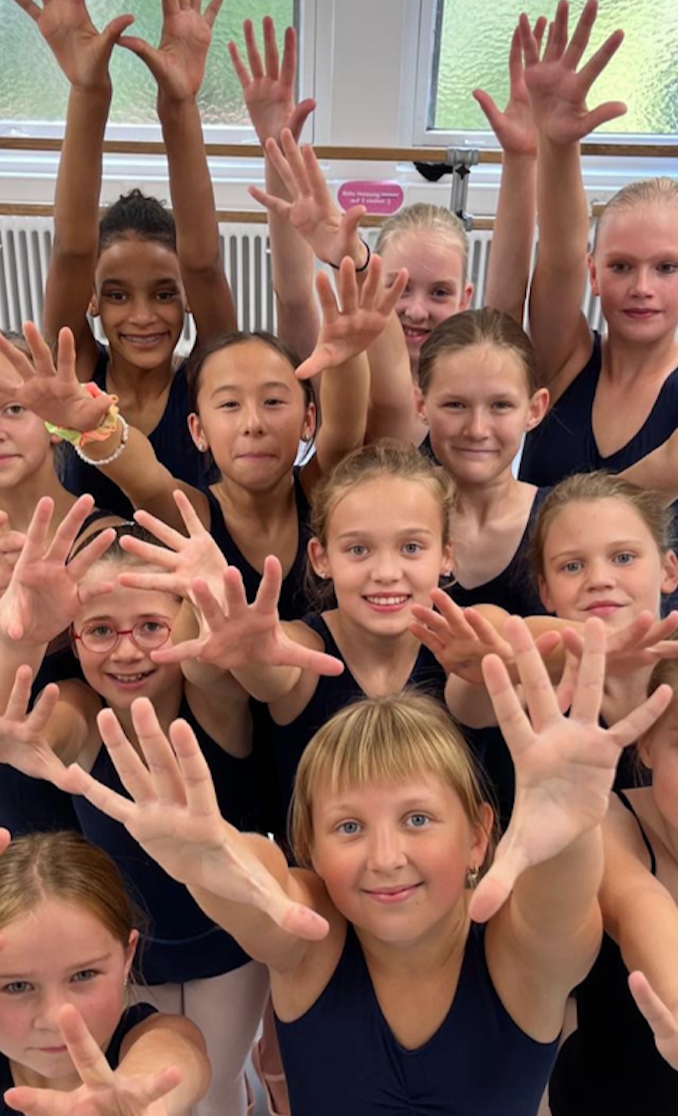 Alice auf die Bühne! Das Weihnachtsballett