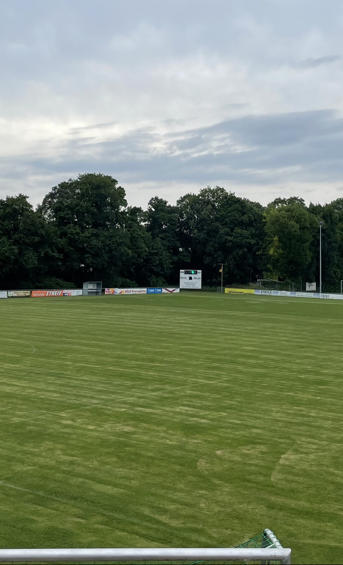 Neuer Rasenmähtraktor für den Sportverein Hammerschmiede