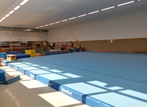 Weichbodenmatte für die Kunstturnerinnen des VTB Siegen 1986 e.V.