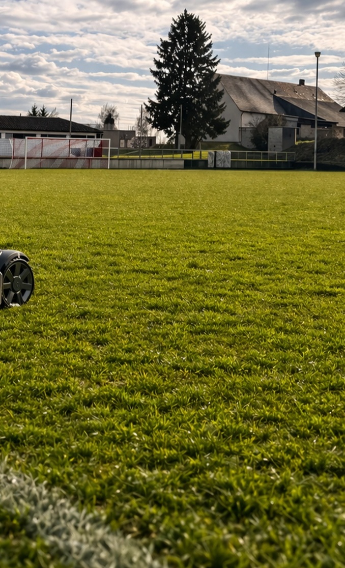 Mähroboter für den SV Muttensweiler