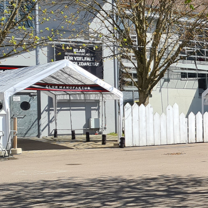 Sommerbestuhlung im Manufaktur-Hof
