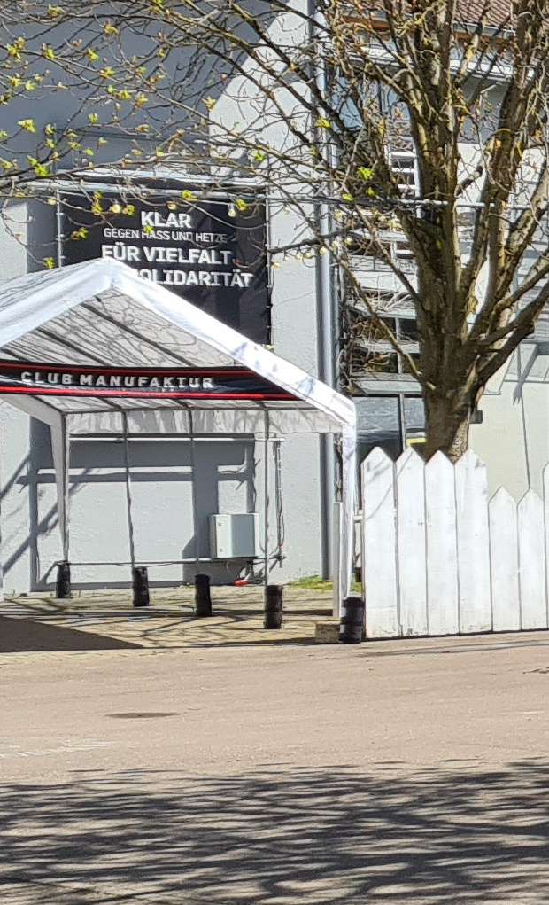 Sommerbestuhlung im Manufaktur-Hof