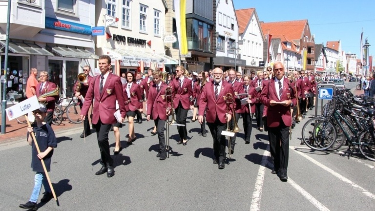 Westen für den Musikverein Lutten