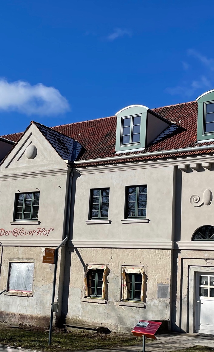 Glauer Hof- Ausstattung von barrierefreien Wohnungen mit Küchen