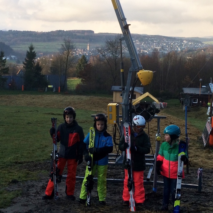 Schneilanze für die Skischule Schmallenberg