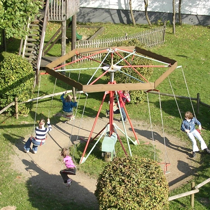 Kinderspielplatz auf dem Flugplatz Rennefeld