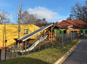 Eine Wackelbrücke für die kleinen Waldgeister