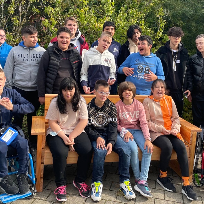 Schülerfirma Holzbänke Bodelschwingh-Schule / Albert-Schweitzer-Schule