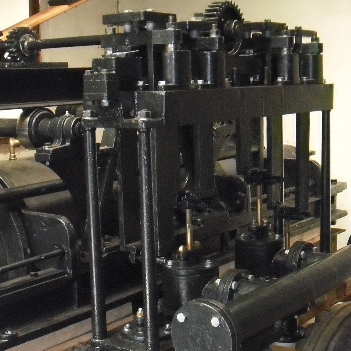 Historische Pumpe braucht ein Zuhause