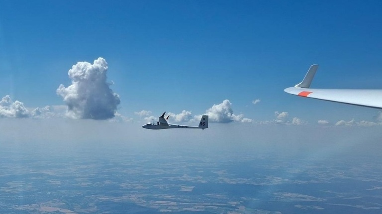 Winglets für das Vereins-Segelflugzeug LS4