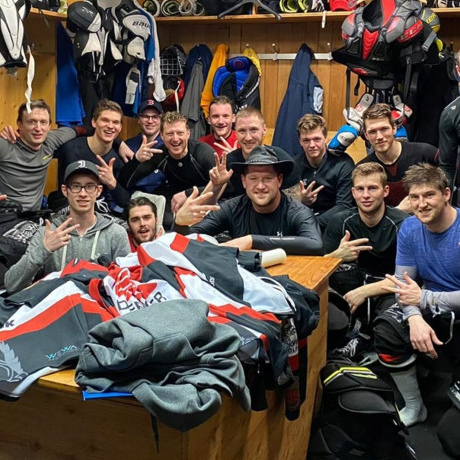 Eishockey Ausrüstung für unsere Spieler